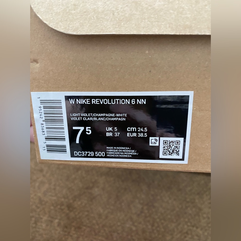 NWT Nike Women's Revolution 6 Next Nature Running Shoes - Picture 6 of 8